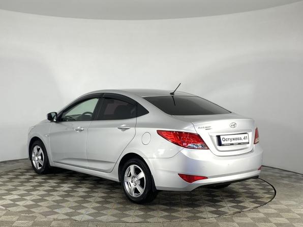 Hyundai Solaris I Рестайлинг с пробегом 2016 года, цена 869 000 рублей, 174149 км, седан, Автокод Объявления