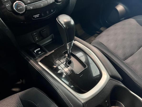 Nissan Qashqai II с пробегом 2014 года, цена 1 320 000 рублей, 203321 км, внедорожник, Автокод Объявления