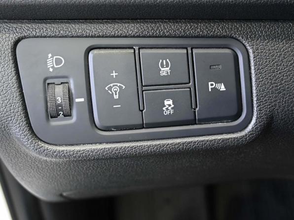 Hyundai Solaris II Рестайлинг с пробегом 2021 года, цена 1 729 900 рублей, 76000 км, седан, Автокод Объявления