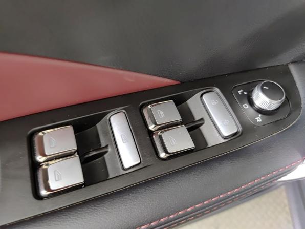 Geely Coolray I с пробегом 2021 года, цена 1 697 000 рублей, 44000 км, внедорожник, Автокод Объявления