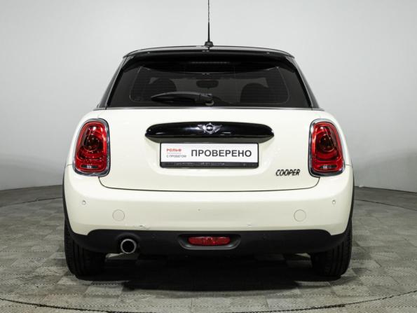 Mini Hatch III (F55/F56) с пробегом 2016 года, цена 1 549 000 рублей, 85818 км, хэтчбек, Автокод Объявления