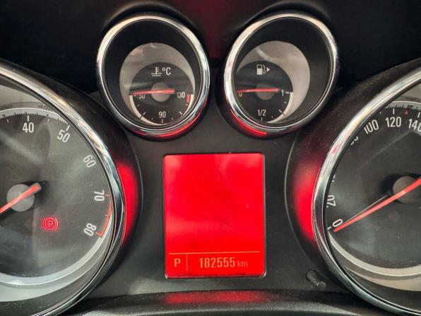 Opel Astra J Рестайлинг с пробегом 2014 года, цена 785 000 рублей, 182555 км, хэтчбек, Автокод Объявления