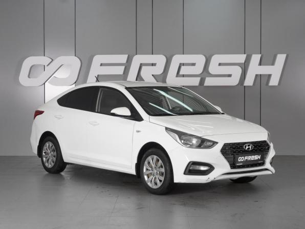 Hyundai Solaris II с пробегом 2018 года, цена 1 077 000 рублей, 176080 км, седан, Автокод Объявления