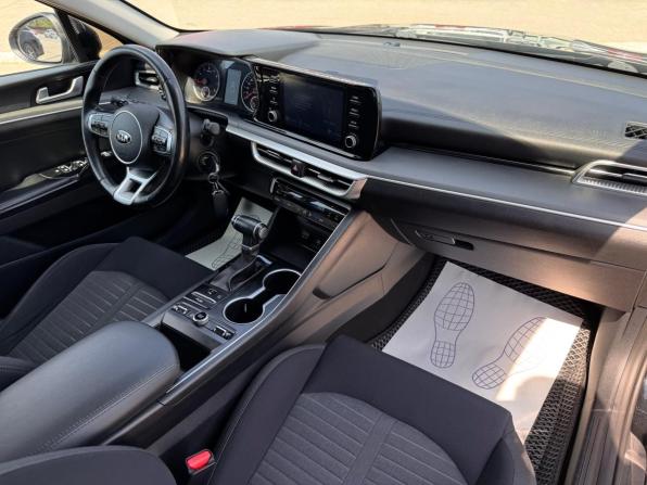 Kia K5 III с пробегом 2021 года, цена 2 490 000 рублей, 105802 км, седан, Автокод Объявления