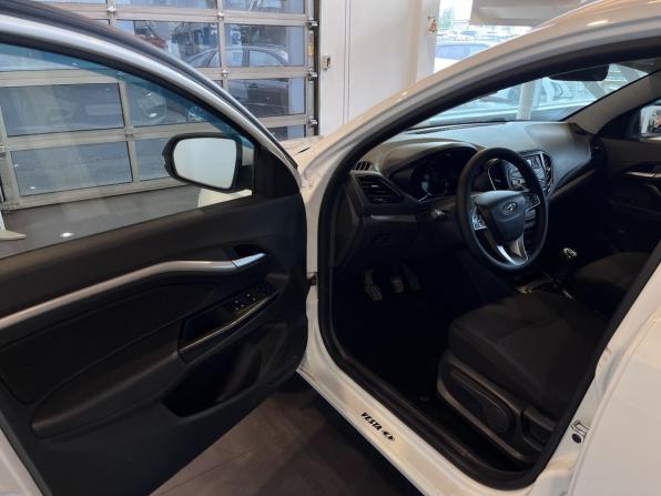 Lada (ВАЗ) Vesta I с пробегом 2020 года, цена 947 000 рублей, 120268 км, универсал, Автокод Объявления