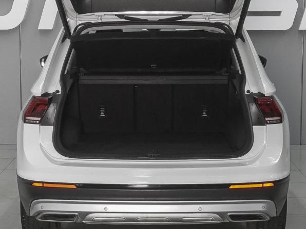 Volkswagen Tiguan II с пробегом 2019 года, цена 2 400 000 рублей, 105699 км, внедорожник, Автокод Объявления