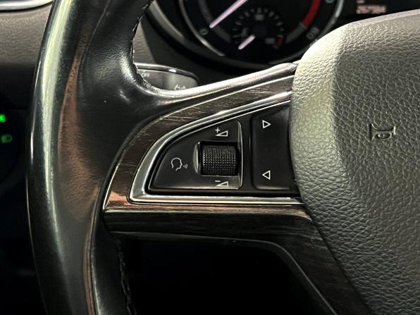Skoda Octavia III (A7) с пробегом 2015 года, цена 1 620 000 рублей, 267500 км, универсал, Автокод Объявления