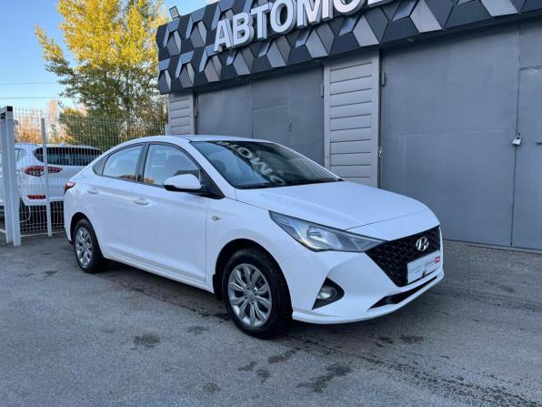 Hyundai Solaris II Рестайлинг с пробегом 2022 года, цена 1 627 297 рублей, 80000 км, седан, Автокод Объявления
