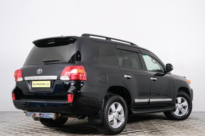 Toyota Land Cruiser 200 Series Рестайлинг 1 с пробегом 2013 года, цена 3 499 000 рублей, 317039 км, внедорожник, Автокод Объявления