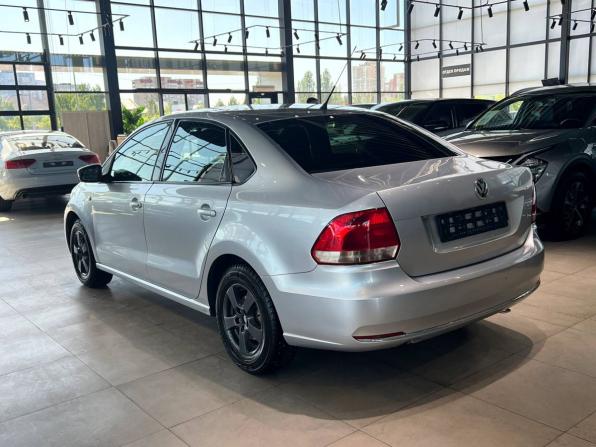 Volkswagen Polo V с пробегом 2012 года, цена 810 000 рублей, 234316 км, седан, Автокод Объявления