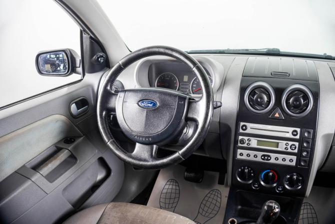Ford Fusion I Рестайлинг с пробегом 2005 года, цена 429 000 рублей, 225000 км, хэтчбек, Автокод Объявления