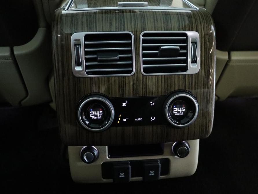 Land Rover Range Rover IV Рестайлинг Санкт-Петербург  - изображение 22