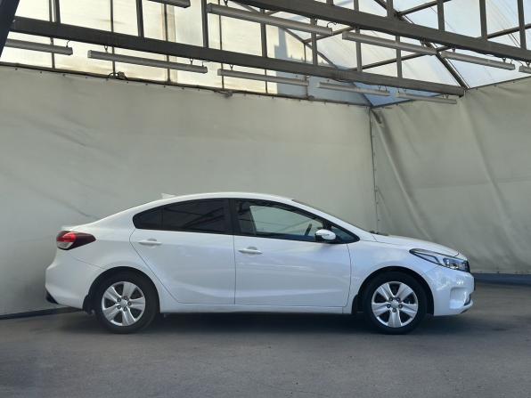 Kia Cerato III Рестайлинг (Classic) с пробегом 2017 года, цена 1 370 000 рублей, 75214 км, седан, Автокод Объявления