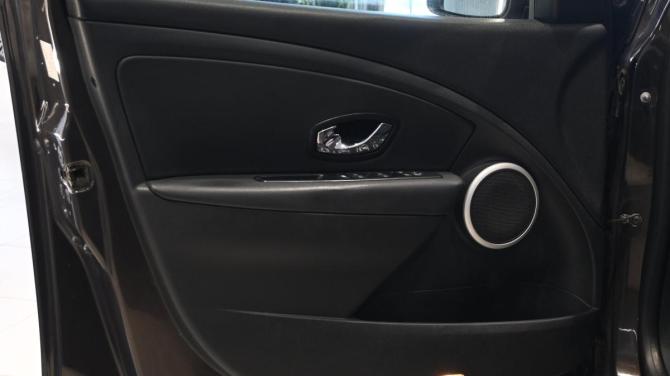 Renault Fluence I с пробегом 2012 года, цена 680 000 рублей, 220900 км, седан, Автокод Объявления