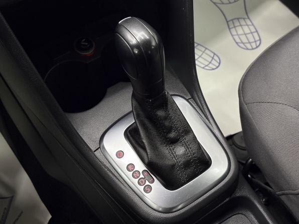 Volkswagen Polo V с пробегом 2012 года, цена 825 000 рублей, 137188 км, седан, Автокод Объявления