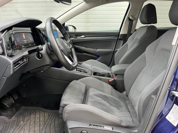 Volkswagen Golf VIII с пробегом 2021 года, цена 2 799 000 рублей, 43470 км, хэтчбек, Автокод Объявления
