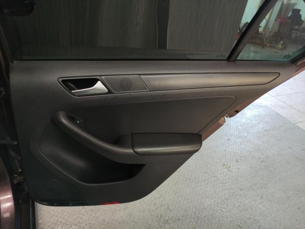 Volkswagen Jetta VI с пробегом 2014 года, цена 865 000 рублей, 239828 км, седан, Автокод Объявления