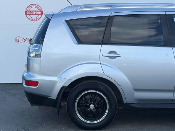 Mitsubishi Outlander II Рестайлинг с пробегом 2010 года, цена 1 049 000 рублей, 255529 км, внедорожник, Автокод Объявления