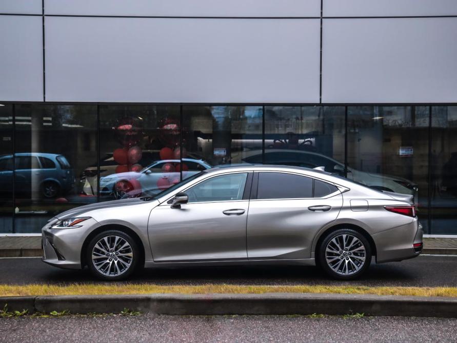Lexus ES VII Санкт-Петербург  - изображение 9