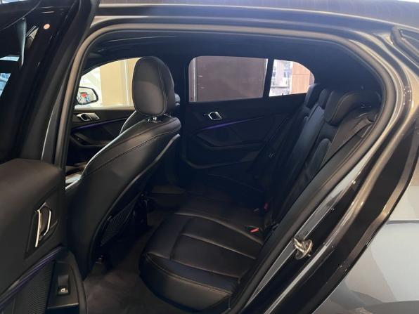 BMW 1 серии III (F40) с пробегом 2019 года, цена 2 420 000 рублей, 98719 км, хэтчбек, Автокод Объявления