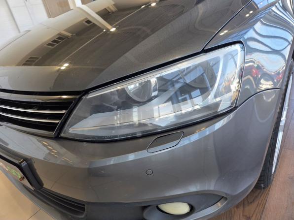 Volkswagen Jetta VI с пробегом 2013 года, цена 950 000 рублей, 223026 км, седан, Автокод Объявления