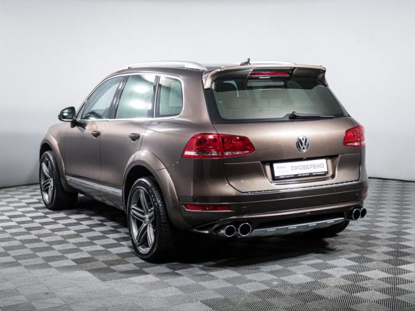 Volkswagen Touareg II с пробегом 2012 года, цена 1 899 000 рублей, 216798 км, внедорожник, Автокод Объявления