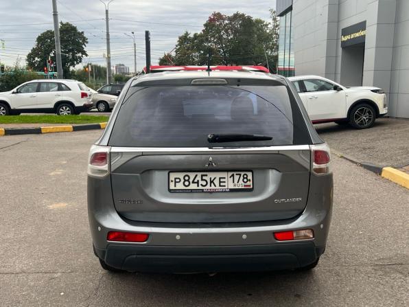 Mitsubishi Outlander III с пробегом 2013 года, цена 1 080 000 рублей, 210000 км, внедорожник, Автокод Объявления