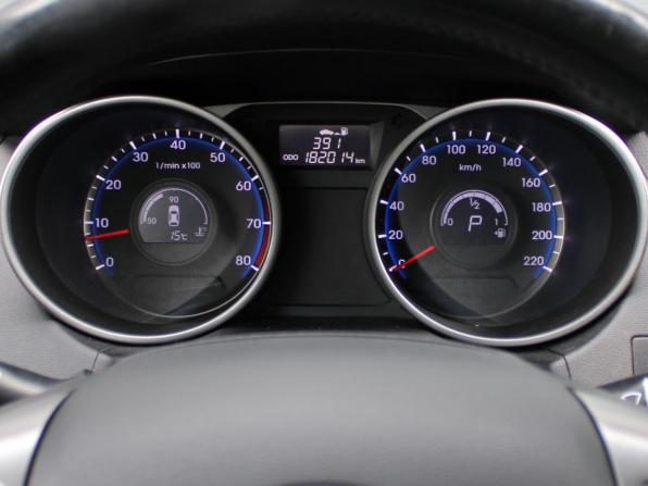 Hyundai ix35 I Рестайлинг с пробегом 2015 года, цена 1 450 000 рублей, 181000 км, внедорожник, Автокод Объявления