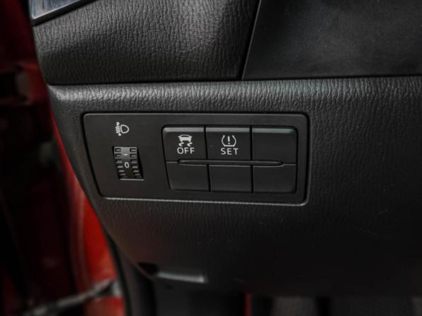 Mazda 3 III (BM) с пробегом 2014 года, цена 1 099 000 рублей, 233314 км, седан, Автокод Объявления