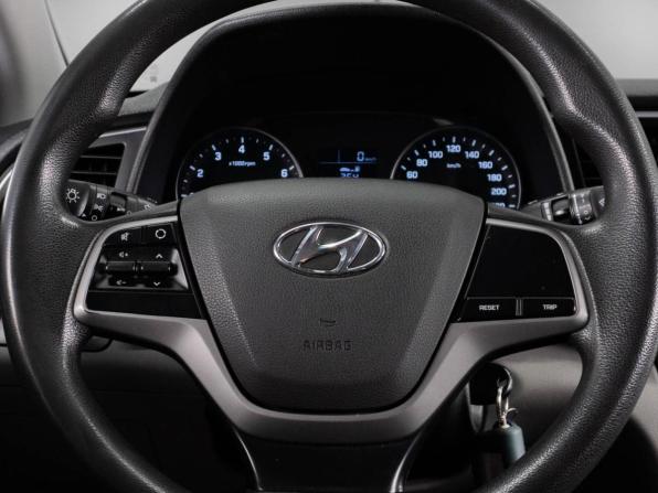 Hyundai Elantra VI (AD) с пробегом 2016 года, цена 1 070 000 рублей, 238171 км, седан, Автокод Объявления