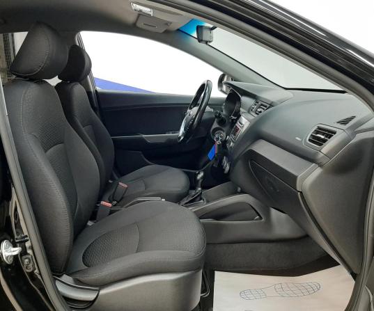 Kia Rio III Рестайлинг с пробегом 2015 года, цена 969 000 рублей, 204916 км, седан, Автокод Объявления