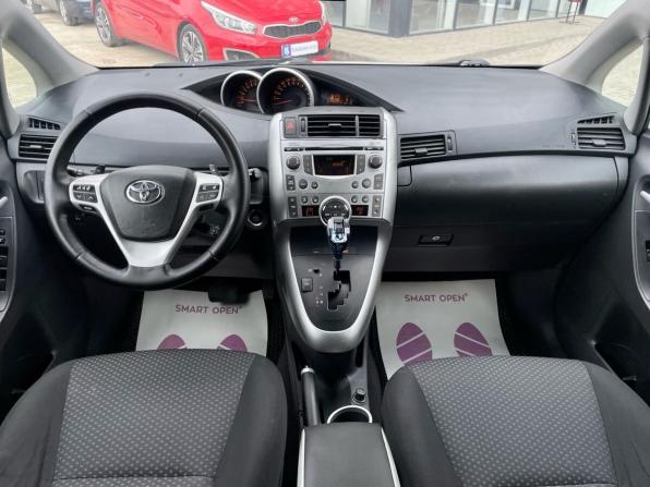 Toyota Verso I с пробегом 2010 года, цена 1 100 000 рублей, 189123 км, компактвэн, Автокод Объявления