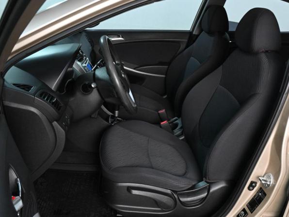 Hyundai Solaris I с пробегом 2013 года, цена 1 059 000 рублей, 89366 км, седан, Автокод Объявления