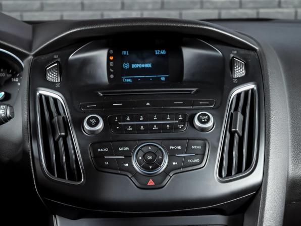 Ford Focus III Рестайлинг с пробегом 2016 года, цена 1 100 000 рублей, 89897 км, хэтчбек, Автокод Объявления