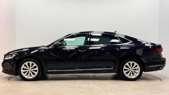 Volkswagen Passat B8 Рестайлинг с пробегом 2022 года, цена 2 300 000 рублей, 80371 км, седан, Автокод Объявления