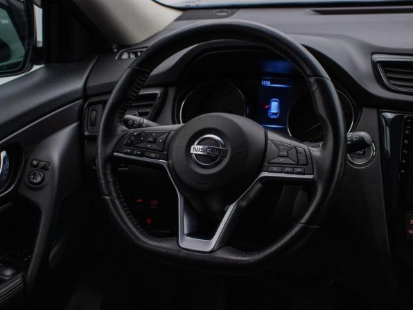 Nissan X-Trail III Рестайлинг с пробегом 2018 года, цена 2 045 000 рублей, 159774 км, внедорожник, Автокод Объявления