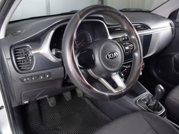 Kia Rio IV Рестайлинг с пробегом 2021 года, цена 999 995 рублей, 206159 км, седан, Автокод Объявления