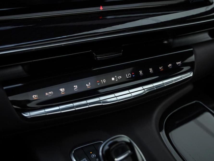 Cadillac Escalade V Санкт-Петербург  - изображение 20
