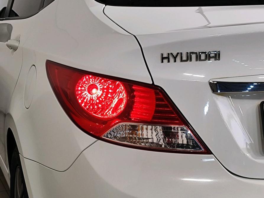 Hyundai Solaris I Москва  - изображение 6
