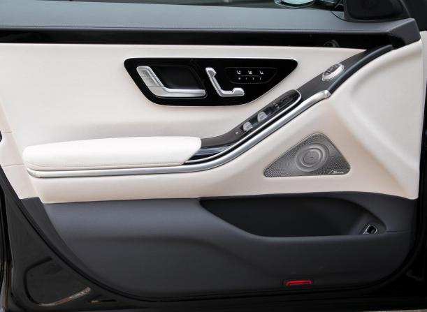 Mercedes-Benz S-Класс VII (W223) с пробегом 2021 года, цена 13 990 000 рублей, 5250 км, седан, Автокод Объявления