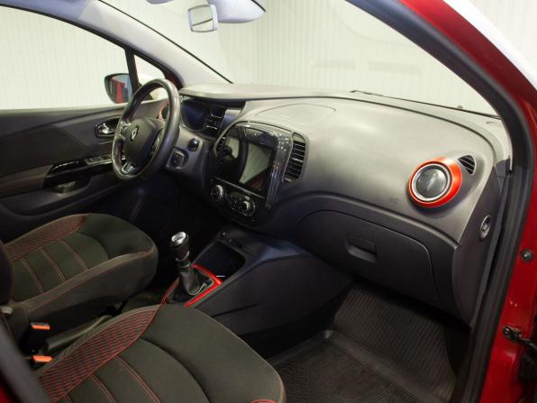 Renault Kaptur I с пробегом 2018 года, цена 1 795 000 рублей, 120290 км, внедорожник, Автокод Объявления