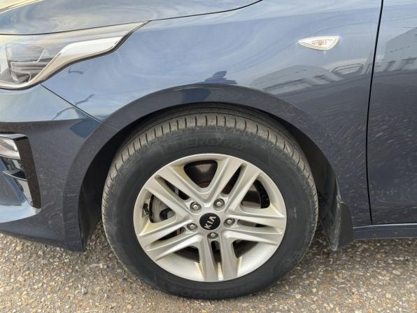 Kia Ceed III с пробегом 2020 года, цена 1 850 000 рублей, 90652 км, универсал, Автокод Объявления