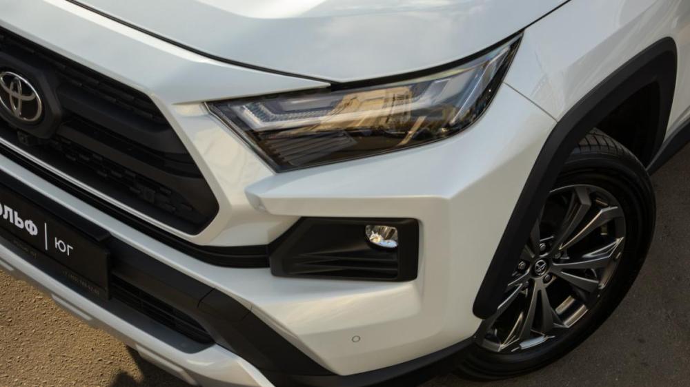Toyota RAV4 V (XA50) Москва  - изображение 1