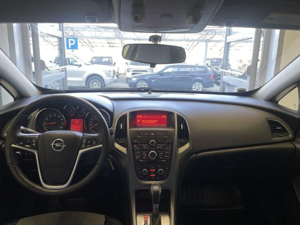 Opel Astra J Рестайлинг с пробегом 2012 года, цена 785 000 рублей, 161000 км, хэтчбек, Автокод Объявления
