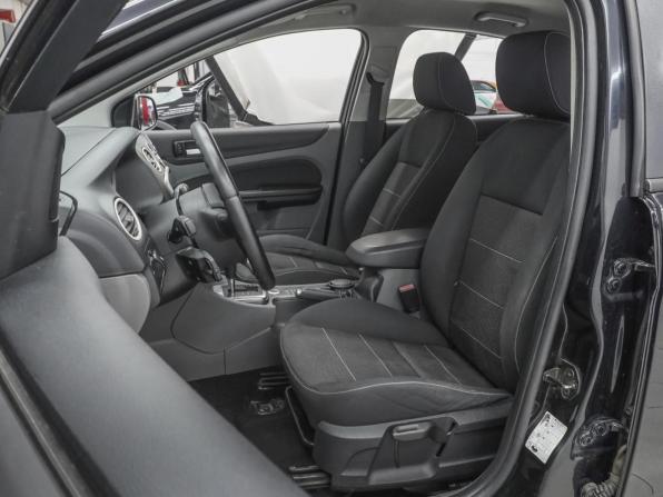 Ford Focus II Рестайлинг с пробегом 2010 года, цена 660 000 рублей, 253637 км, хэтчбек, Автокод Объявления