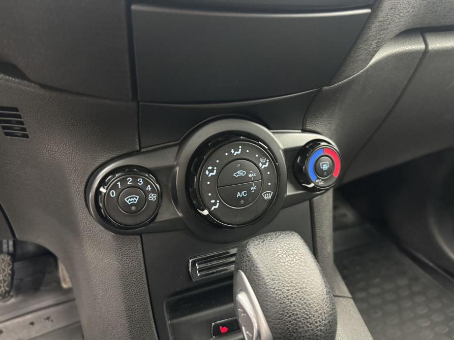 Ford Fiesta Mk6 Рестайлинг Воронеж  - изображение 19