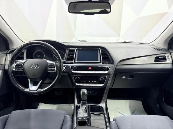 Hyundai Sonata VII (LF) Рестайлинг с пробегом 2018 года, цена 1 820 000 рублей, 103148 км, седан, Автокод Объявления