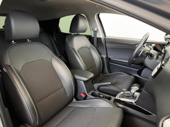 Kia XCeed I с пробегом 2020 года, цена 2 250 000 рублей, 39978 км, хэтчбек, Автокод Объявления