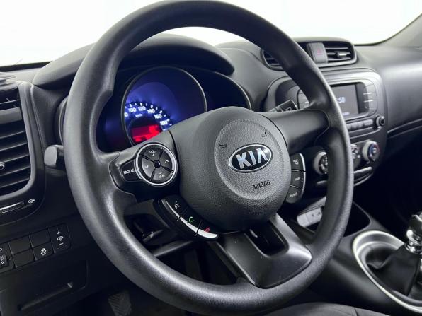 Kia Soul II Рестайлинг с пробегом 2018 года, цена 1 340 000 рублей, 98718 км, хэтчбек, Автокод Объявления