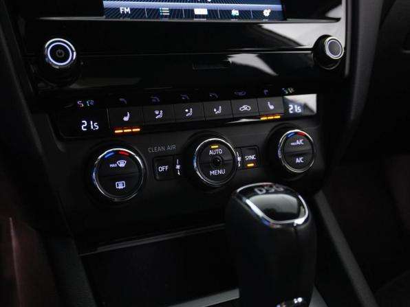 Skoda Octavia III (A7) Рестайлинг с пробегом 2020 года, цена 2 099 088 рублей, 134501 км, лифтбек, Автокод Объявления
